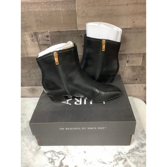 Naturalizer Women's 5.5M Black Leather Raffee Ankle Bootie Edgy Classy LB8-2 - Picture 6 of 13